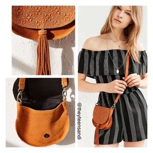 Urban Outfitters Ecote Leanne Tan Suede Saddle Bag