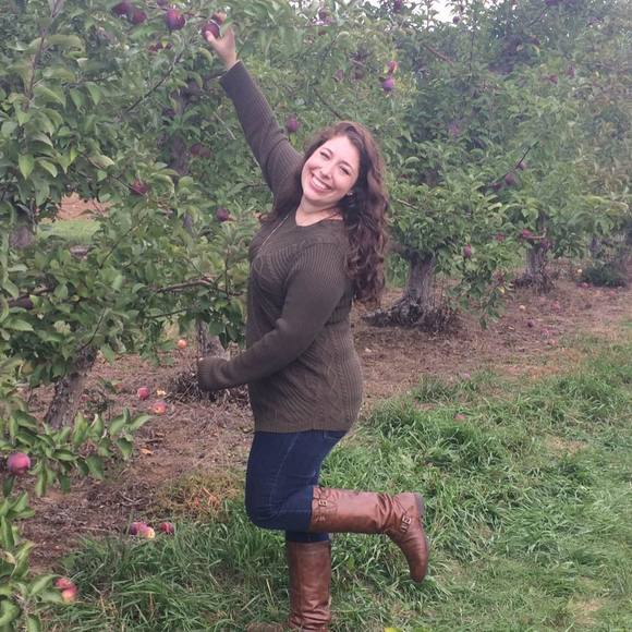 Meet your Posher, Abby