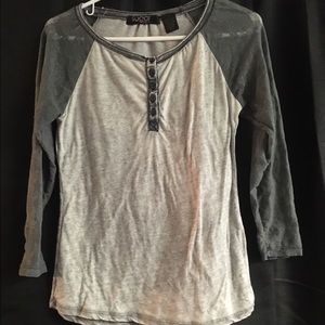 Lace Sleeved Raglan Tee