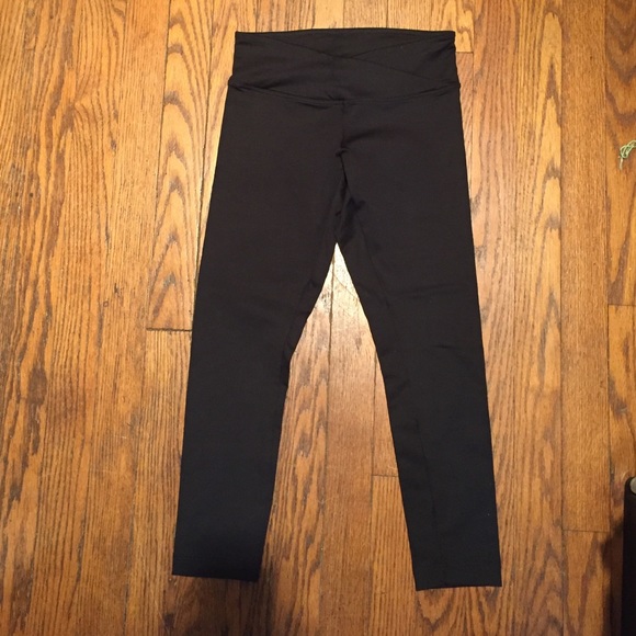 KORAL black 7/8 leggings. NEVER WORN.