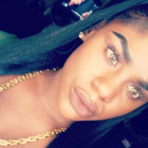 Meet your Posher, Alexandra