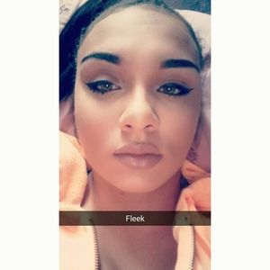 Meet your Posher, Haliegh