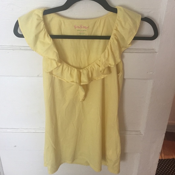 Lilly Pulitzer Ruffle top!