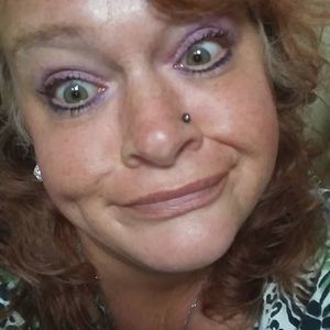 Meet your Posher, Renée marie