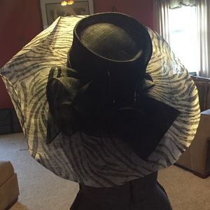 Derby hat