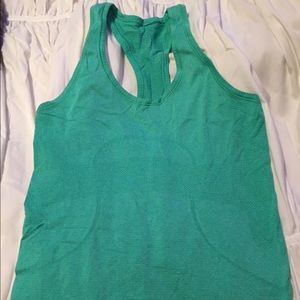 Lululemon run swiftly tank
