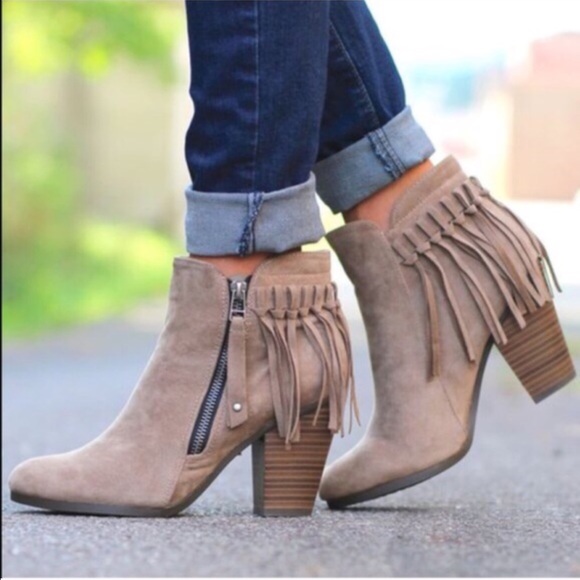 🆕Hello Fall Bootie - DEEP TAN - Picture 2 of 4