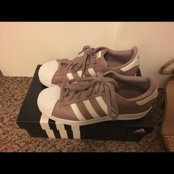 ššPrice reduce!!!Adidas superstar 7.5 š - Picture 3 of 3