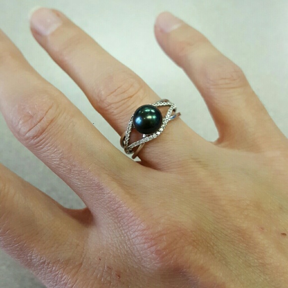 Eaton's Fine Jewelry Jewelry - Black Pearl Diamond Ring
