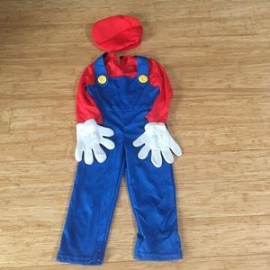 Great condition Mario costume