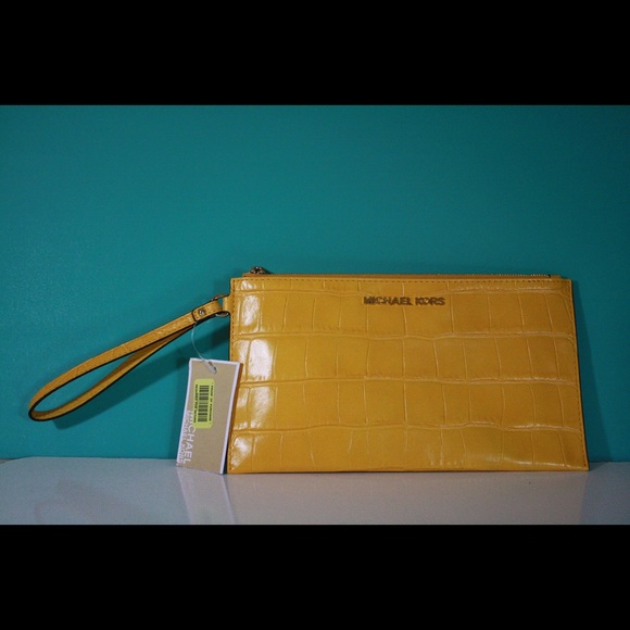 Michael Kors clutch