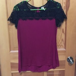 Short sleeved lace top dress shirt