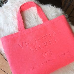 NWOT Victoria's Secret beach bag