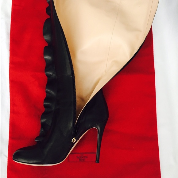 Valentino boots NEW