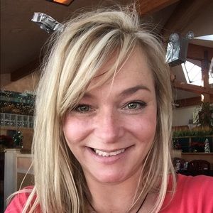 Meet your Posher, Christy