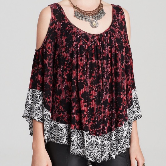 Free people Chloe tee cold shoulder knit top M