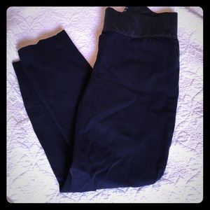Navy stretch Gap cropped maternity pants