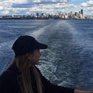 Meet your Posher, Diana