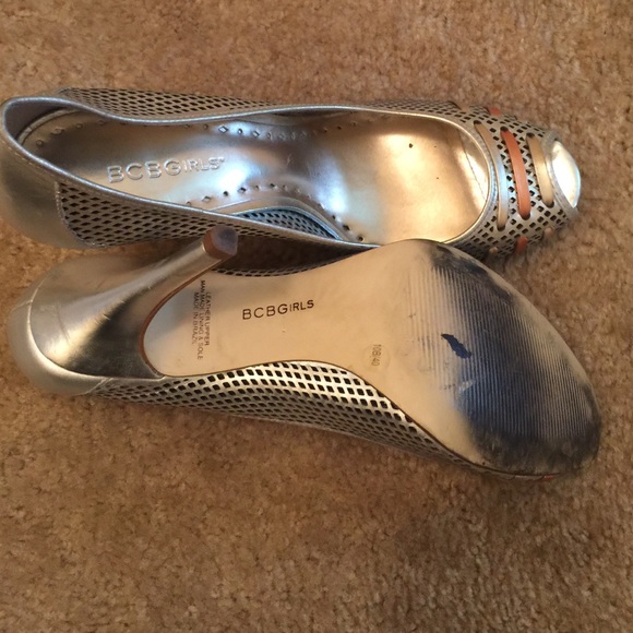 Silver Open toe Shoe - Picture 3 of 4