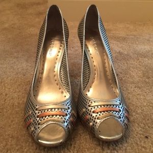 Silver Open toe Shoe