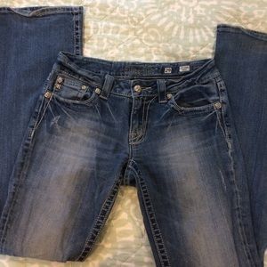 Miss Me medium wash jeans - 29 - adorable pockets!
