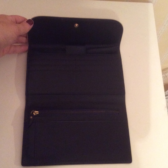 Wallet - Picture 2 of 4