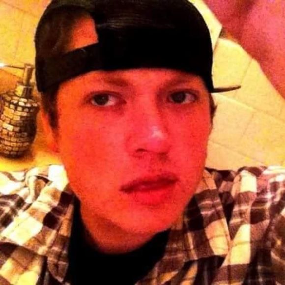 Meet your Posher, Daniel - Picture 1 of 1