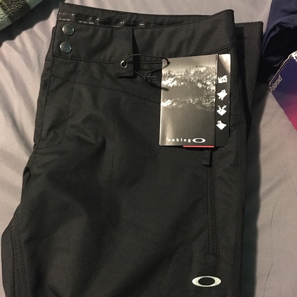 Oakley snow pants