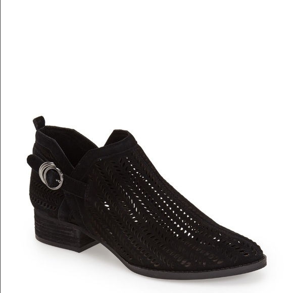 Vince Camuto booties - Picture 2 of 4