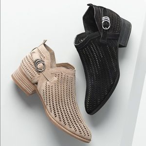 Vince Camuto booties