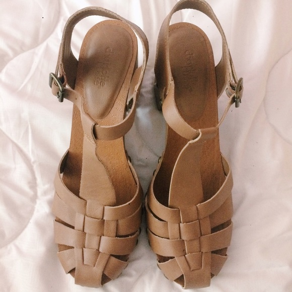 🌼SOLD🌼Clogged Heels