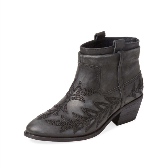 Joie Ajax Leather Bootie. Black. Size 37.5 - Picture 1 of 4