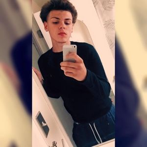 Meet your Posher, Harry