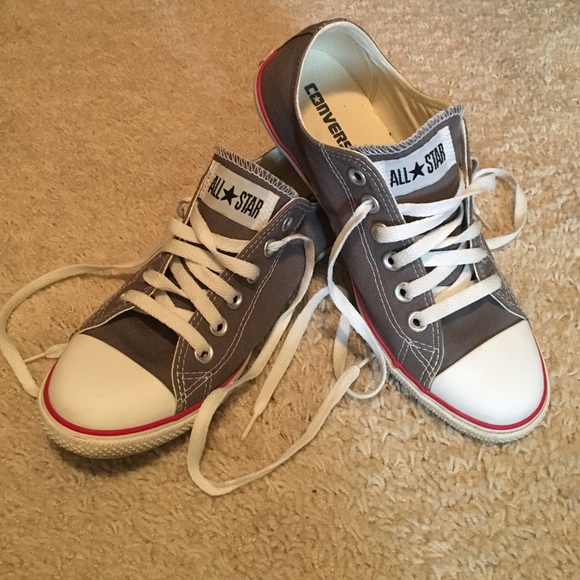 Converse women's grey chuck Taylor shoes