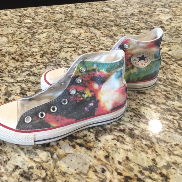 Converse high tops size 6.5