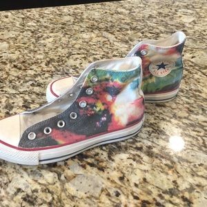 Converse high tops size 6.5