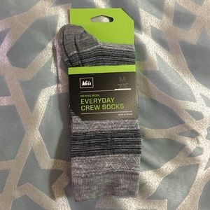 Merino wool everyday crew socks