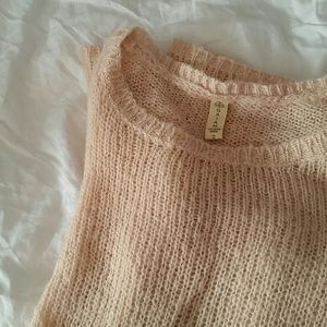 Gaiam pink sweater