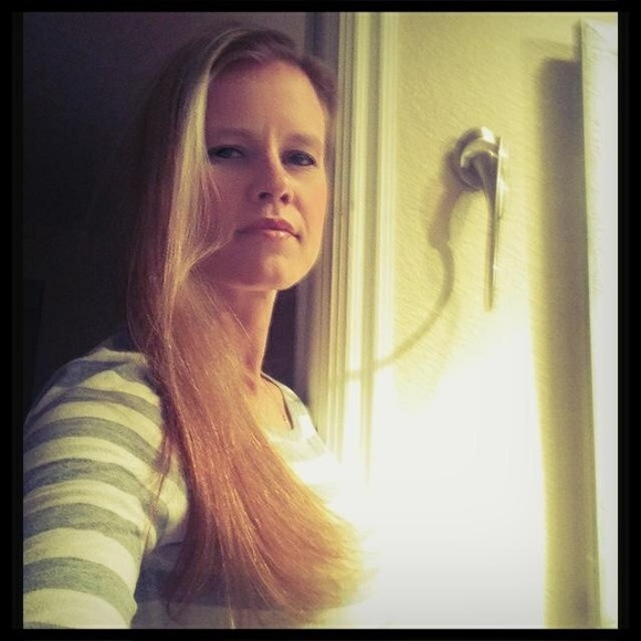 Meet your Posher, Lindsay - Picture 1 of 1
