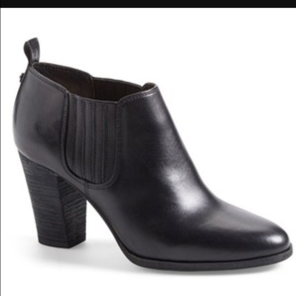 Michael Kors black booties, perfect fall boots