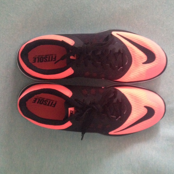 "BRAND NEW" Nike Fitsole Sneakers - Picture 2 of 4