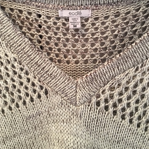 Gray knit poncho sweater - Picture 3 of 3