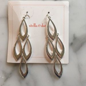Stella & Dot chandelier earrings