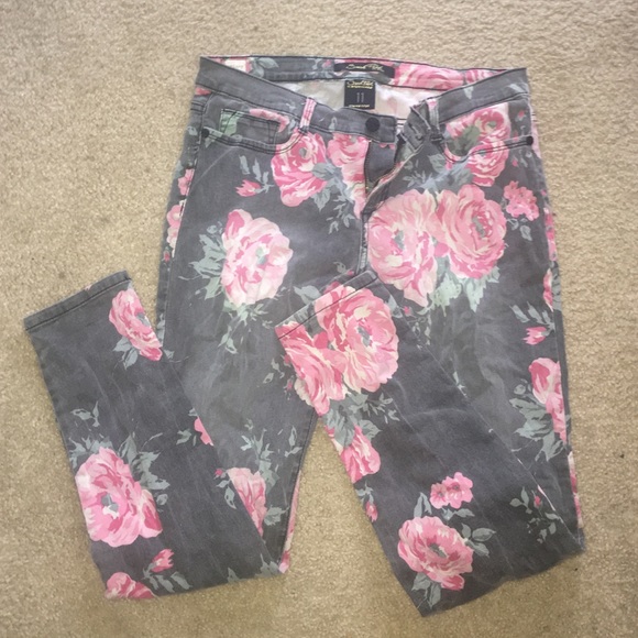 Floral skinny jeans