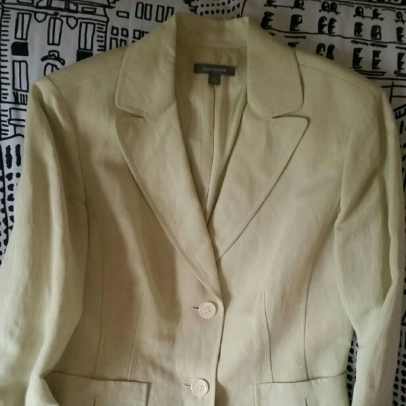 Gorgeous Pistachio Green linen Blazer, Ann Taylor
