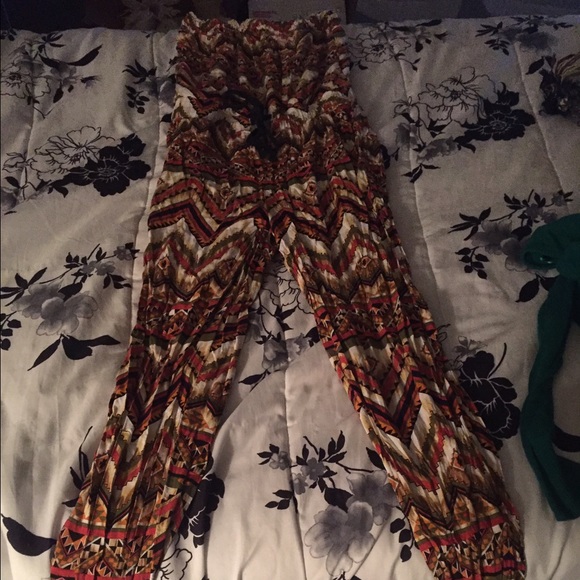 Tribal jump suit - Picture 1 of 1