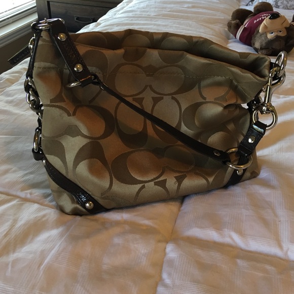 Coach purse and wallet