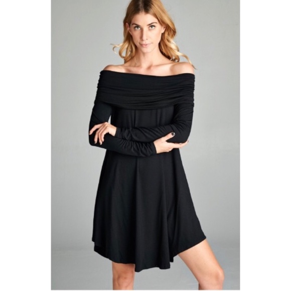 Off Shoulder longsleeve Rounded Hem Dress - Picture 4 of 4