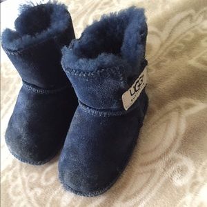 Infant uggs size S