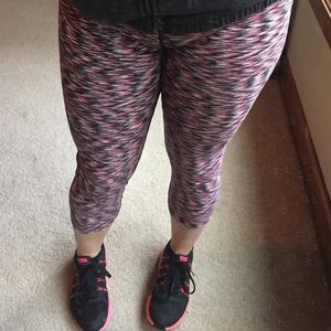 CK Workout Capri Pants